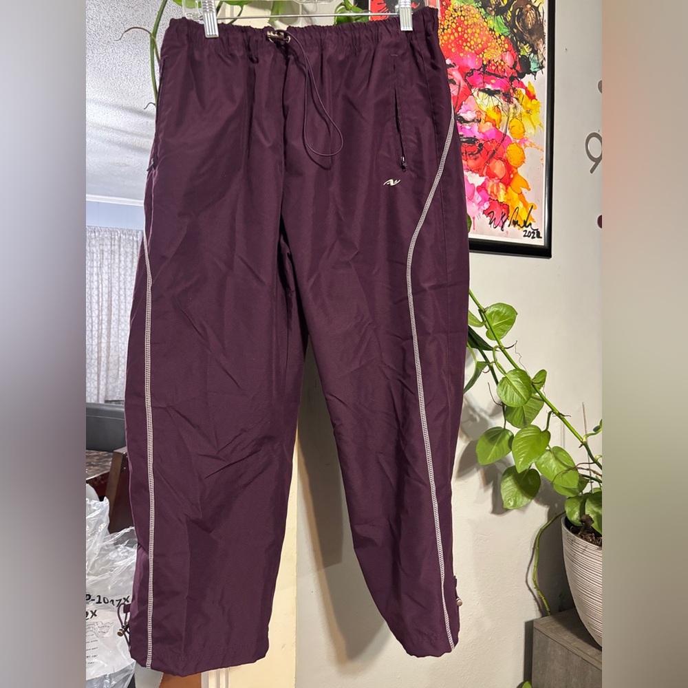 EUC capri athletic pants